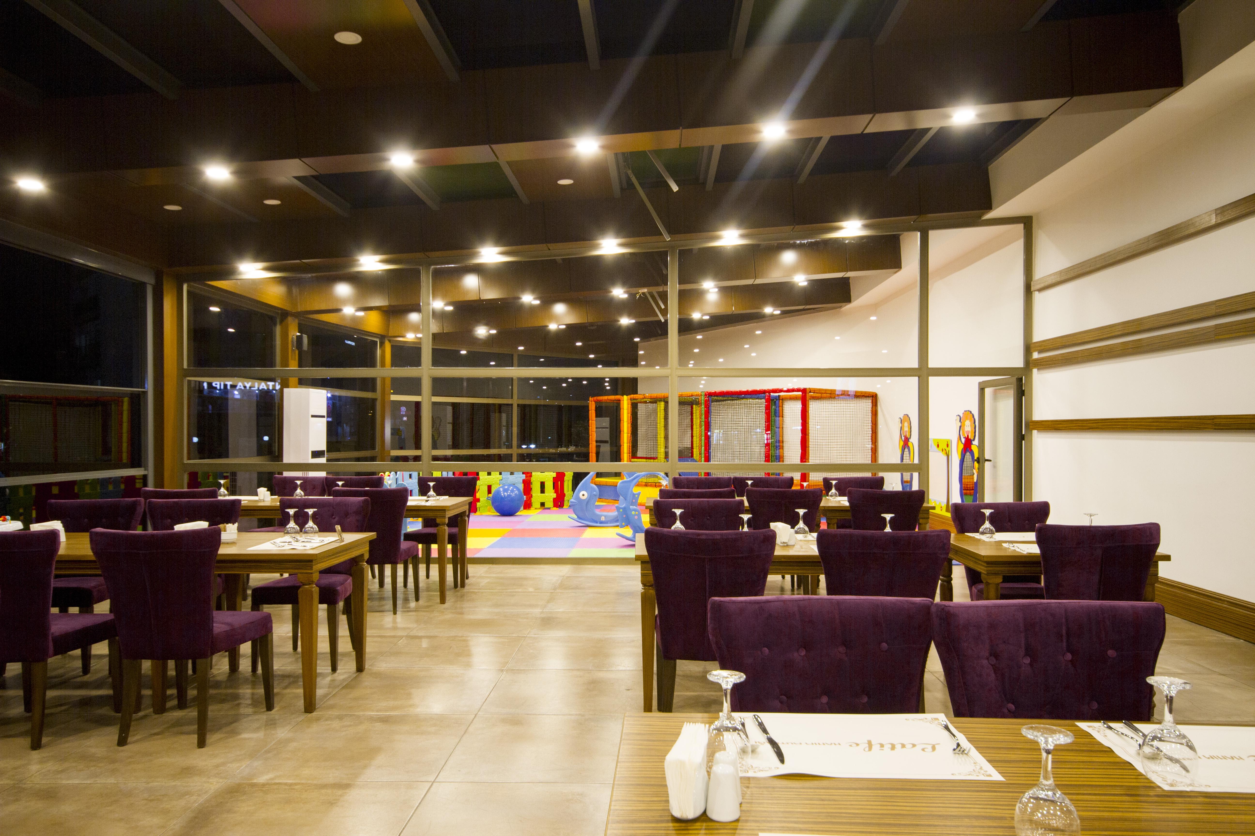 Sky Business Hotel Antalya Exterior photo